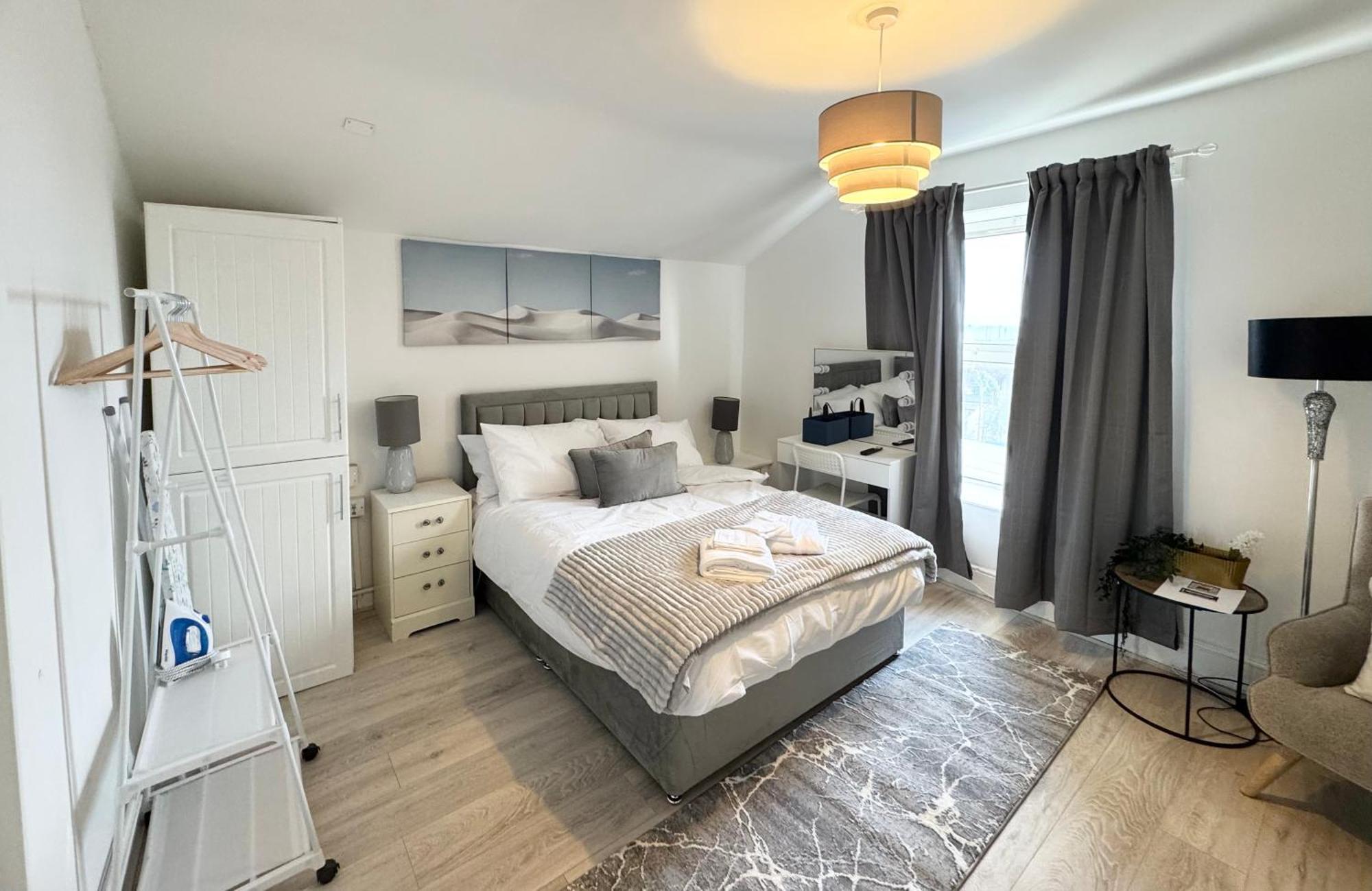 Executive Studio Apartment In The Heart Of Barry, Flat 1 Kültér fotó